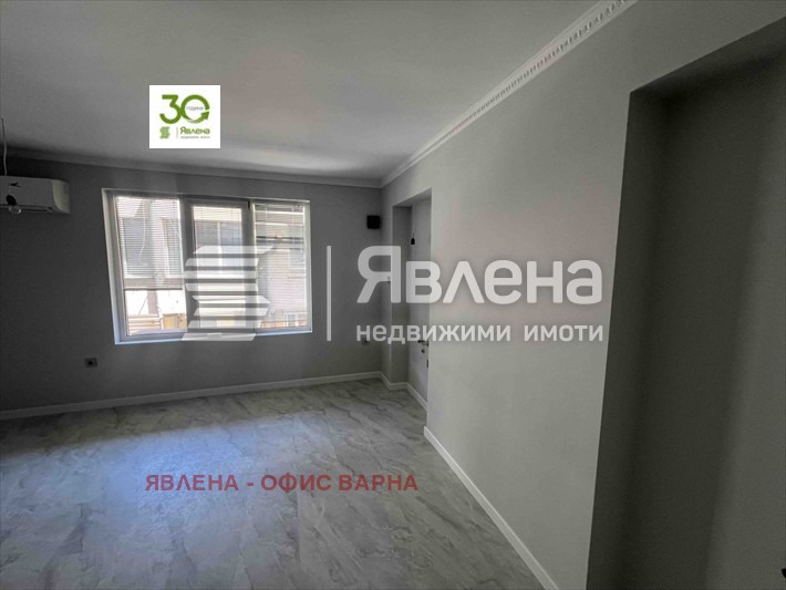 En renta  Oficina Varna , Koljozen pazar , 90 metros cuadrados | 47665255 - imagen [5]