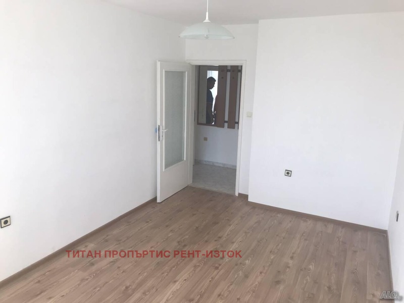 Дава под наем 1-СТАЕН, гр. Бургас, Лазур, снимка 3 - Апартаменти - 52686800