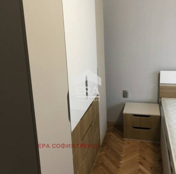 Дава под наем 2-СТАЕН, гр. София, Център, снимка 6 - Апартаменти - 54052312