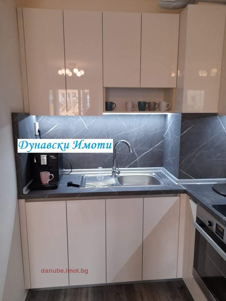 Дава под наем  2-стаен град Русе , Родина 1 , 54 кв.м | 50289403