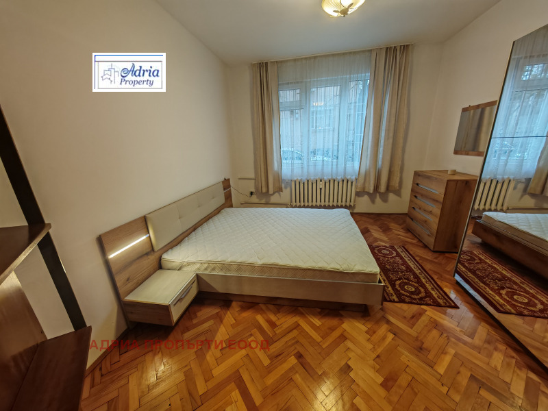 Дава под наем 3-СТАЕН, гр. София, Оборище, снимка 9 - Апартаменти - 52646478