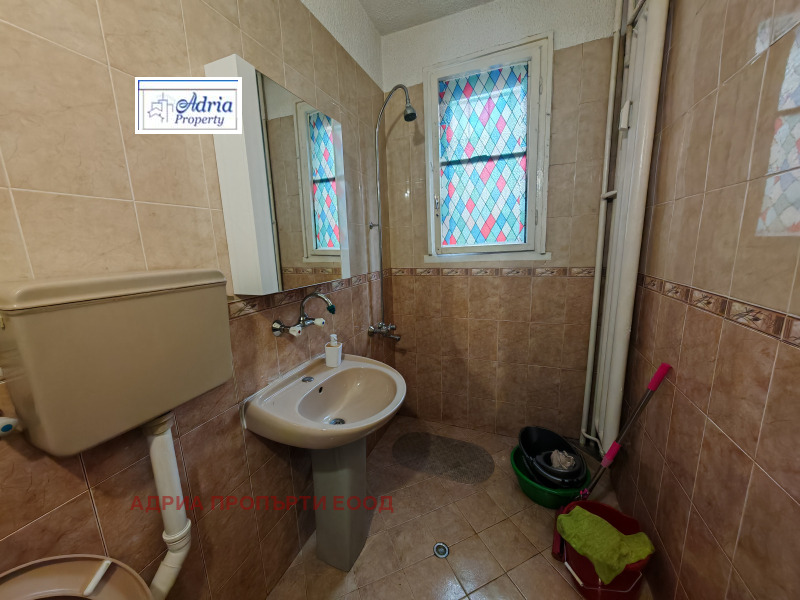 Дава под наем 3-СТАЕН, гр. София, Оборище, снимка 13 - Апартаменти - 52646478