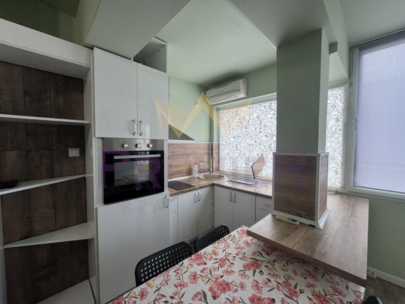 Дава под наем 4-СТАЕН, гр. Варна, Централна поща, снимка 3 - Апартаменти - 53383799