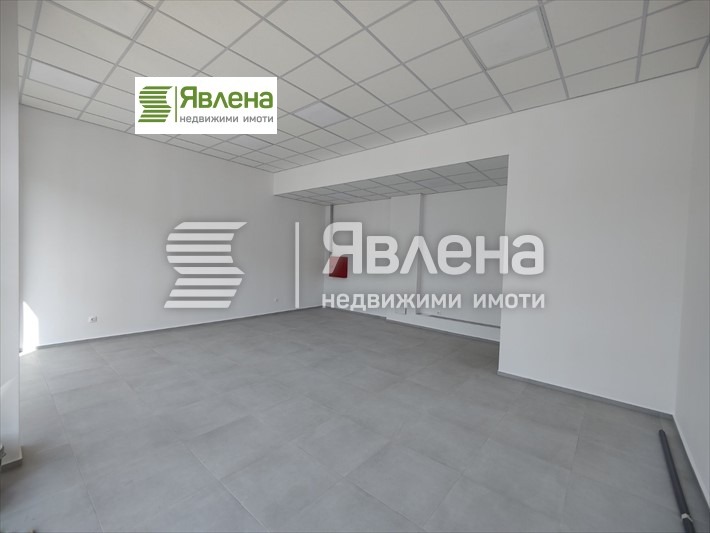 Vuokrattavana  Myymälä Sofia , Nadežda 1 , 60 neliömetriä | 21380381 - kuva [2]