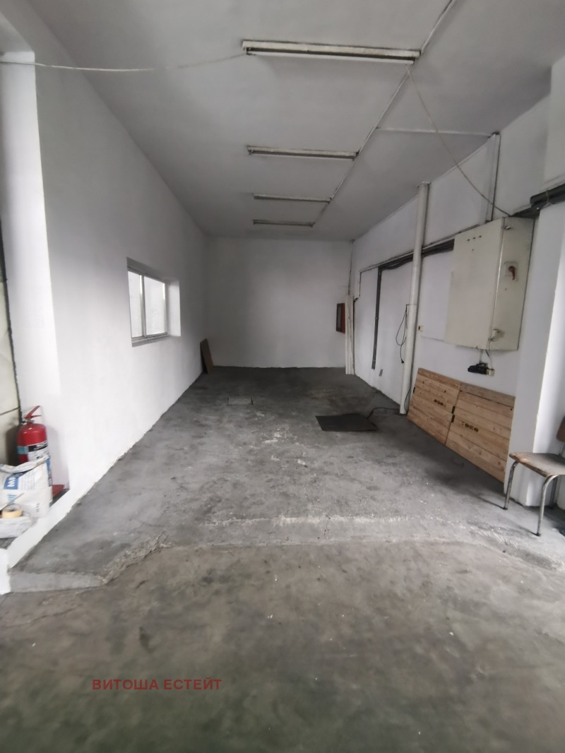 Дава под наем СКЛАД, гр. София, Враждебна, снимка 4 - Складове - 52523738