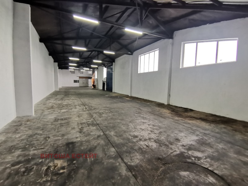 Дава под наем СКЛАД, гр. София, Враждебна, снимка 6 - Складове - 52523738