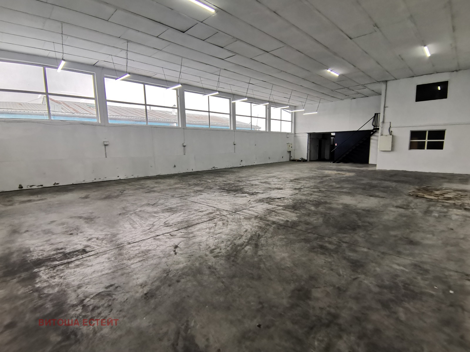 Дава под наем СКЛАД, гр. София, Враждебна, снимка 2 - Складове - 52523738