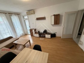 1 chambre Tsentar, Stara Zagora 1