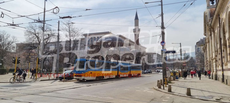 Дава под наем МАГАЗИН, гр. София, Център, снимка 2 - Магазини - 53411004