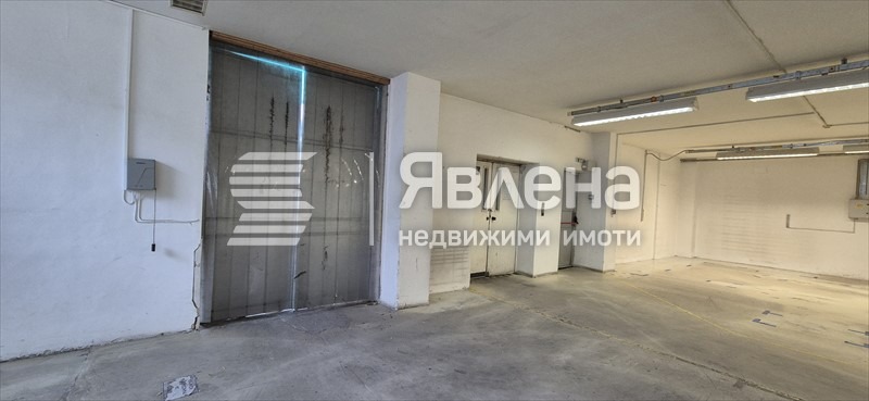 Дава под наем ПРОМ. ПОМЕЩЕНИЕ, гр. Пловдив, Индустриална зона - Тракия, снимка 3 - Производствени сгради - 55619514