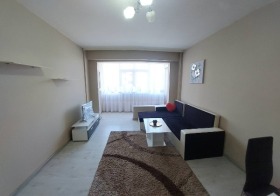 1 dormitorio Jristo Smirnenski, Plovdiv 4