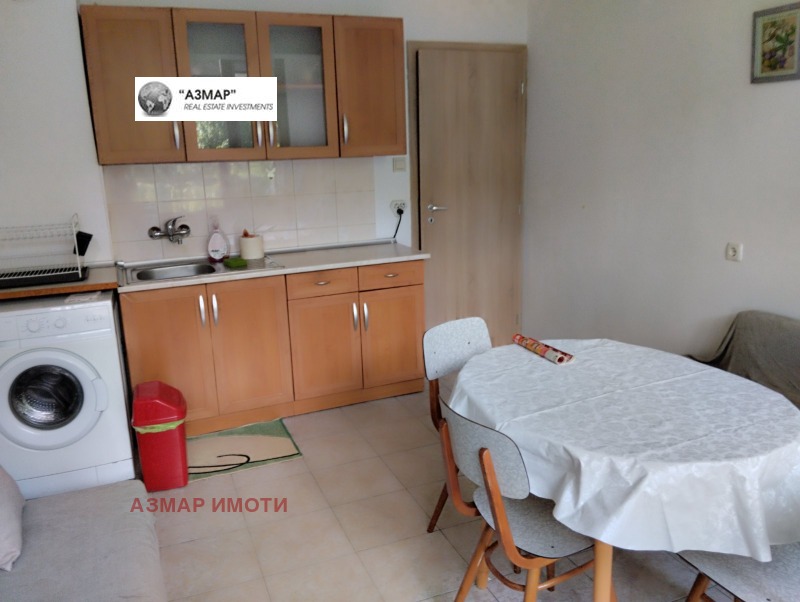 En renta  2 dormitorios Sofia , Meditsinska akademiya , 70 metros cuadrados | 17690239