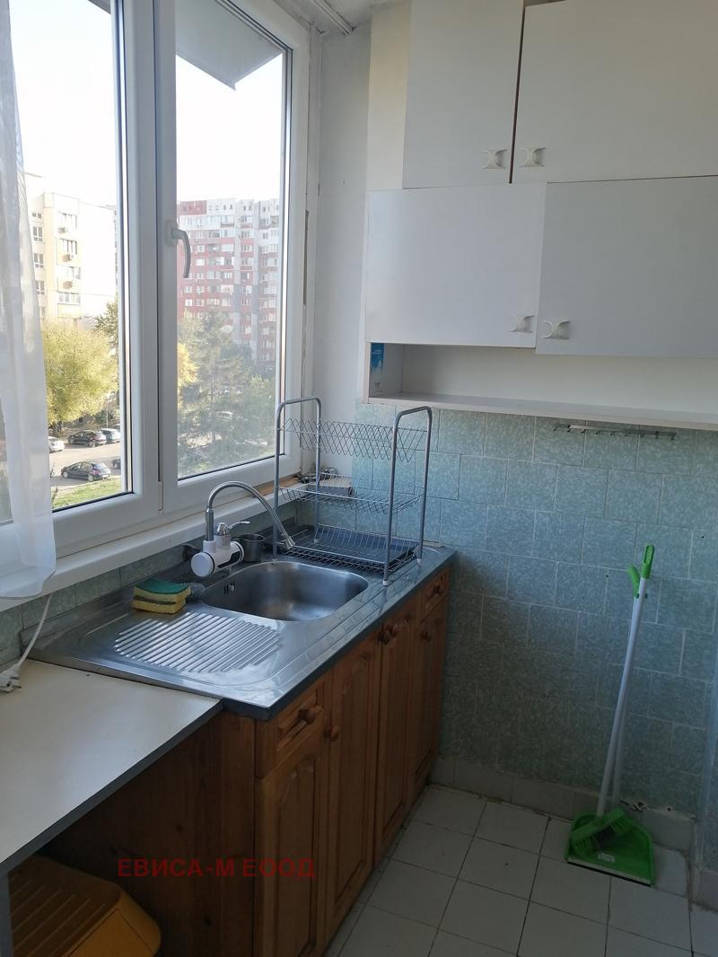Te huur  Studio Sofia , Nadezjda 1 , 50 m² | 94125644 - afbeelding [10]