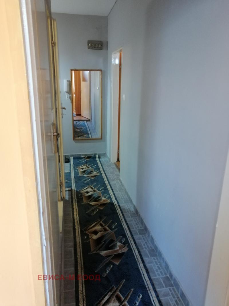 Te huur  Studio Sofia , Nadezjda 1 , 50 m² | 94125644 - afbeelding [11]
