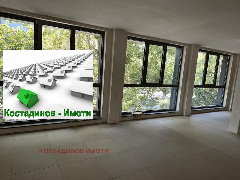 Para alugar  Escritório Plovdiv , Karchiiaka , 221 m² | 14447386 - imagem [4]