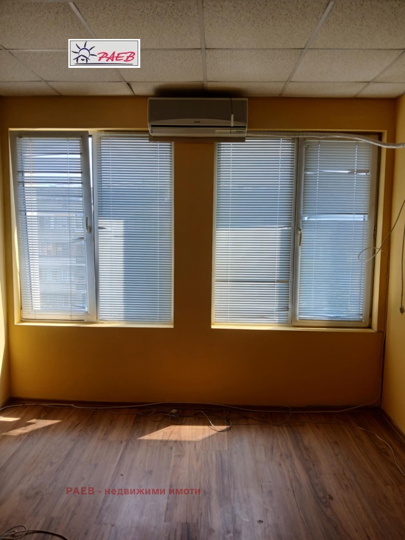 Vuokrattavana  Toimisto Ruse , Hašove , 45 neliömetriä | 55871619 - kuva [4]