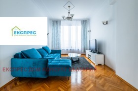Издаје се 2 спаваће собе