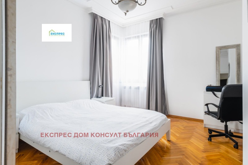 Дава под наем  3-стаен град София , Център , 100 кв.м | 87743947 - изображение [8]