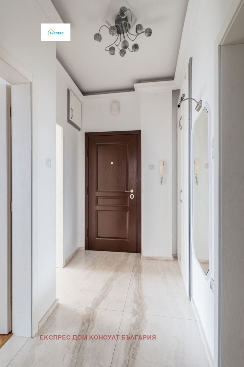 Дава под наем  3-стаен град София , Център , 100 кв.м | 87743947 - изображение [15]