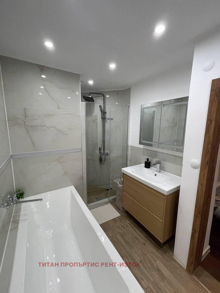 Kiadó  3+ hálószoba Burgas , Sarafovo , 180 négyzetméter | 62315983 - kép [8]