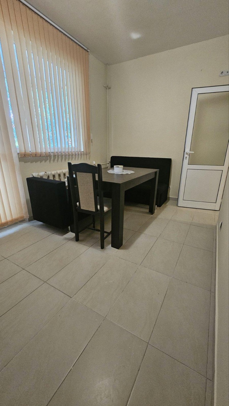 Издаје се  1 спаваћа соба Софија , Лозенец , 75 м2 | 65023384 - слика [3]