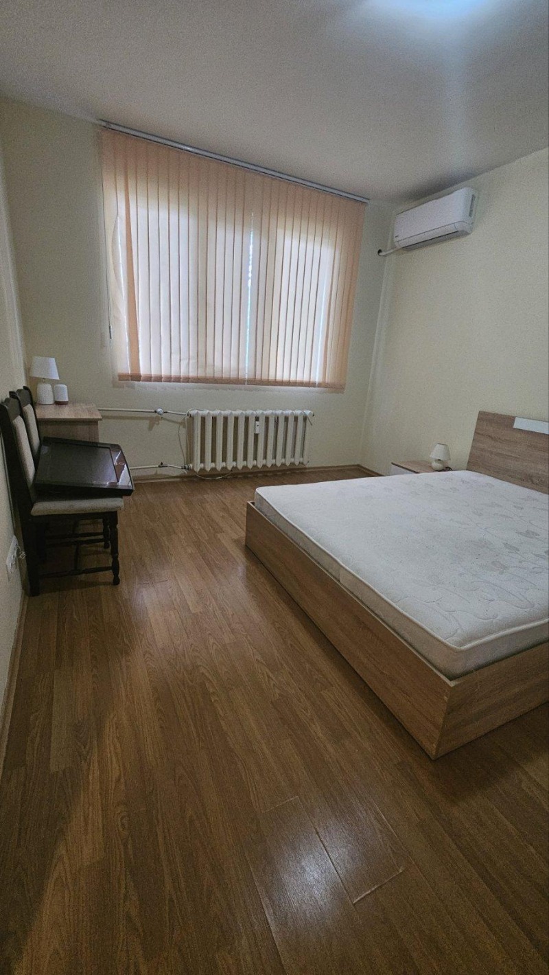 Издаје се  1 спаваћа соба Софија , Лозенец , 75 м2 | 65023384 - слика [7]