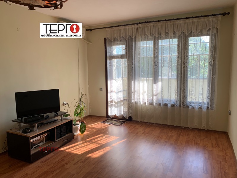 Дава под наем  3-стаен град Русе , Дружба 2 , 110 кв.м | 97001999 - изображение [6]