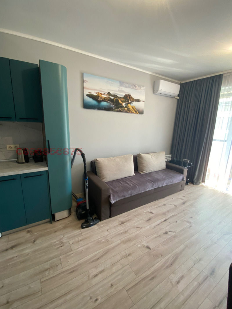 Дава под Наем 2-СТАЕН в град София, Връбница 2 - 62 кв.м / 600 € » 1 173.50 лв.