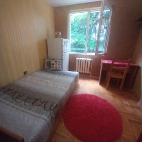 Комната Борово, София