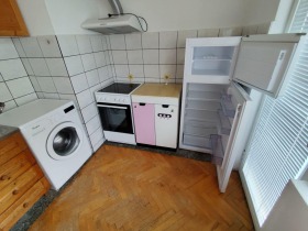 1 makuuhuone Nadežda 2, Sofia 3