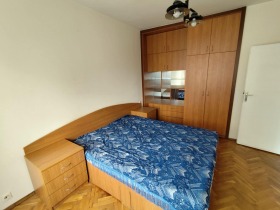 1 makuuhuone Nadežda 2, Sofia 4