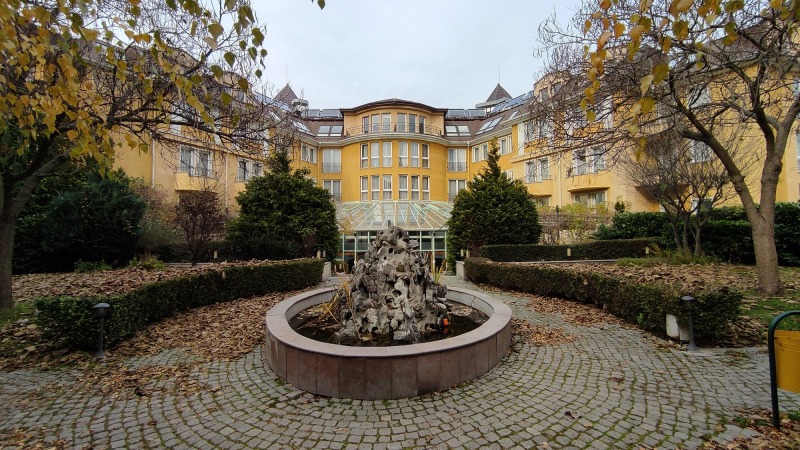 Дава под наем 3-СТАЕН, гр. София, Лозенец, снимка 13 - Апартаменти - 52457535