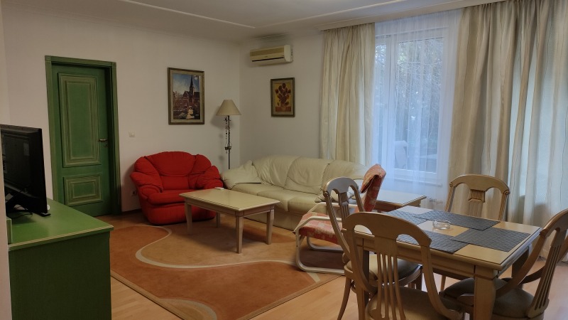 Дава под наем 3-СТАЕН, гр. София, Лозенец, снимка 2 - Апартаменти - 52457535