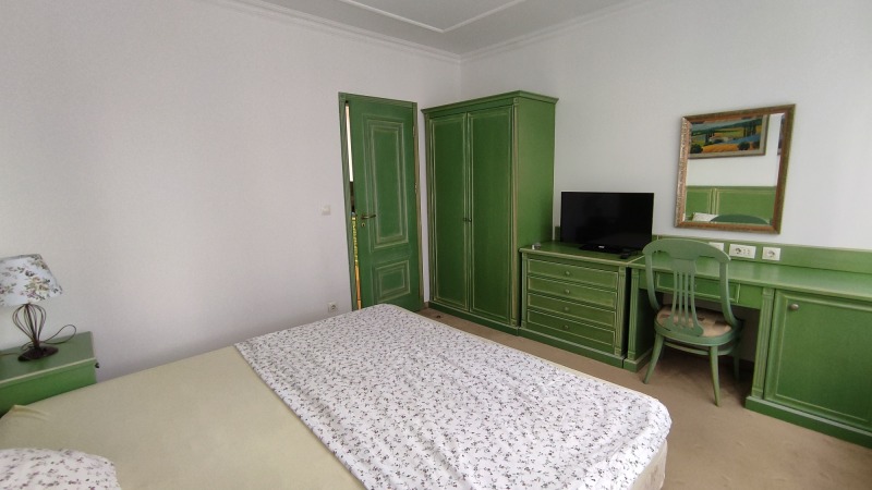 Дава под наем 3-СТАЕН, гр. София, Лозенец, снимка 6 - Апартаменти - 52457535