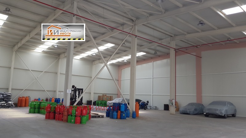 For Rent  Storage Plovdiv , Industrialna zona - Sever , 390 sq.m | 68792701