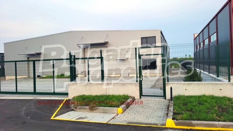 Дава под наем ПРОМ. ПОМЕЩЕНИЕ, с. Гурмазово, област София област