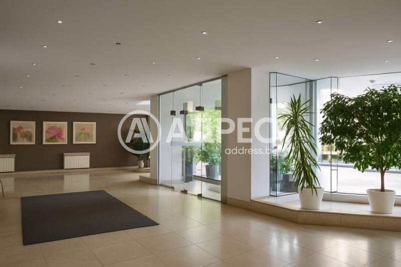 Дава под Наем МНОГОСТАЕН в град София, Изток - 160 кв.м / 1 100 € » 2 151.41 лв., АДРЕС НЕДВИЖИМИ ИМОТИ