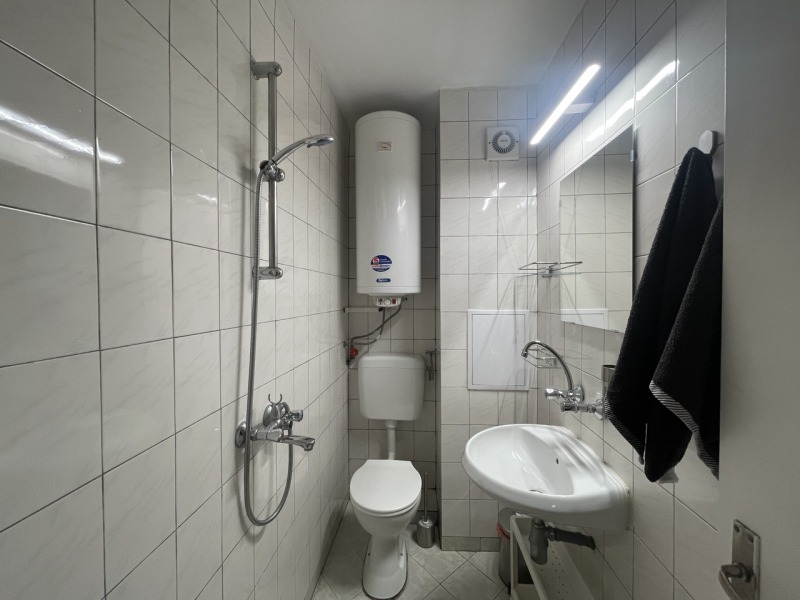 Zu vermieten  1 Schlafzimmer Burgas , Zentar , 65 qm | 86795692 - Bild [14]