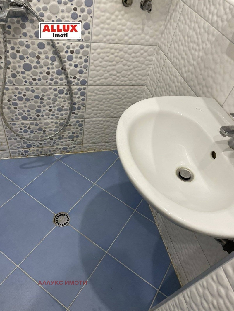 Дава под наем 2-СТАЕН, гр. Русе, Широк център, снимка 4 - Апартаменти - 53341190