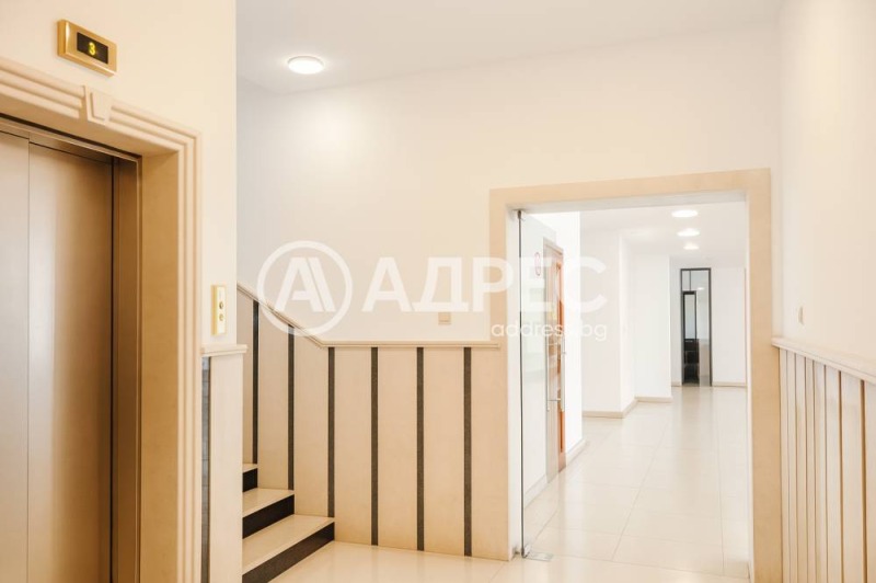 Te huur  3+ slaapkamer Sofia , Iztok , 160 m² | 35112671 - afbeelding [12]