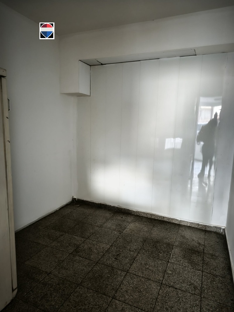 Дава под наем МАГАЗИН, гр. Пловдив, Център, снимка 3 - Магазини - 53083555