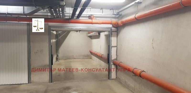 Дава под наем ГАРАЖ, ПАРКОМЯСТО, гр. София, Гео Милев, снимка 5 - Гаражи и паркоместа - 52536541