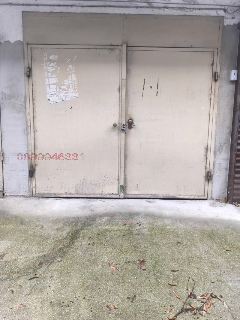 Дава под наем ГАРАЖ, ПАРКОМЯСТО, гр. Стара Загора, Център, снимка 2 - Гаражи и паркоместа - 53502636