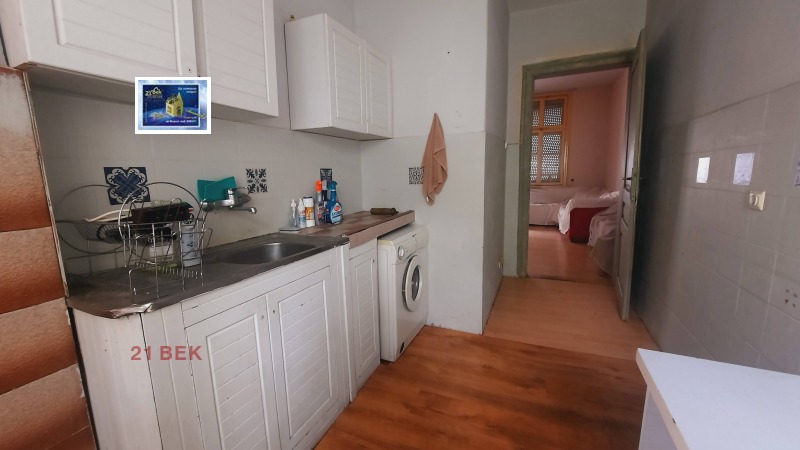Дава под Наем КЪЩА в град Пловдив, Център - 225 кв.м / 600 € » 1 173.50 лв., 21 ВЕК