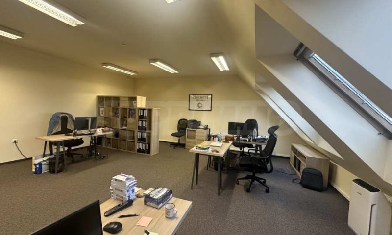 A louer  Bureau Sofia , Zona B-19 , 53 m² | 86906959 - image [3]