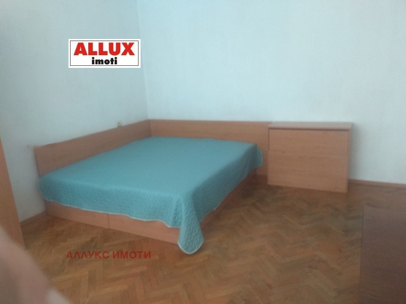 Дава под наем 1-СТАЕН, гр. Русе, Възраждане, снимка 2 - Апартаменти - 53060109