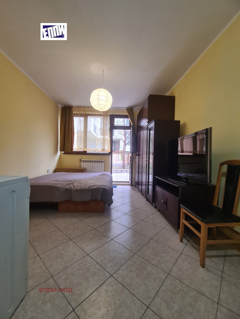 Дава под Наем АТЕЛИЕ, ТАВАН в град София, Борово - 30 кв.м / 300 € » 586.75 лв., ЕППИ ООД