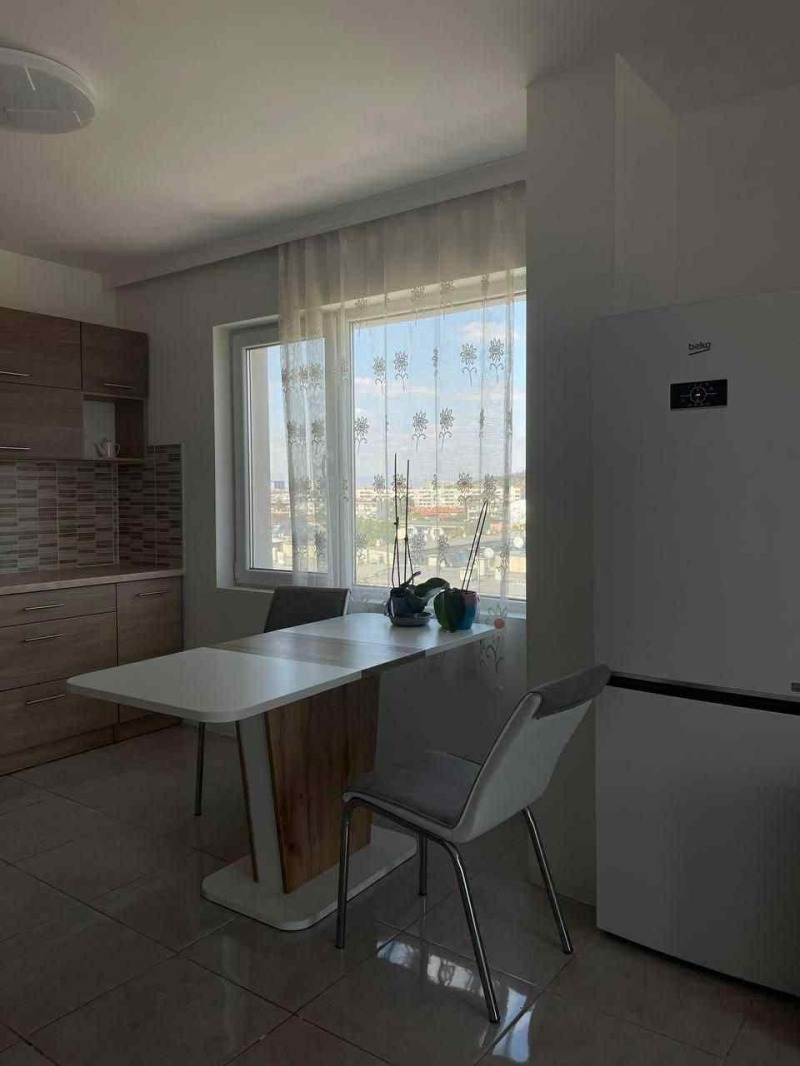 Para alugar  1 quarto Plovdiv , Iujen , 67 m² | 19120901 - imagem [2]