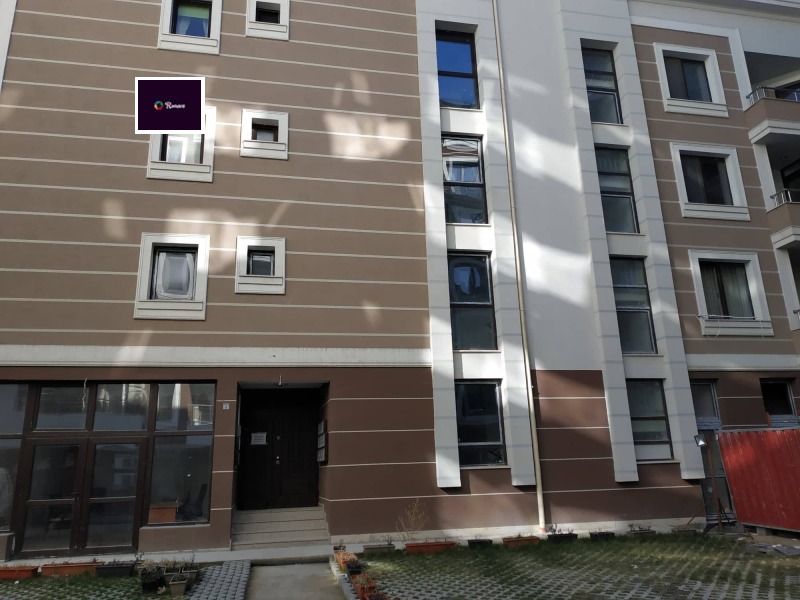 Дава под наем 2-СТАЕН, гр. Варна, Левски 1