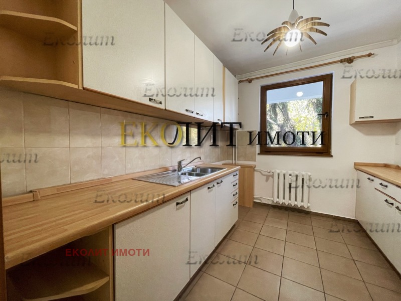 Da affittare  Ufficio Sofia , Iztok , 260 mq | 38982511 - Immagine [2]